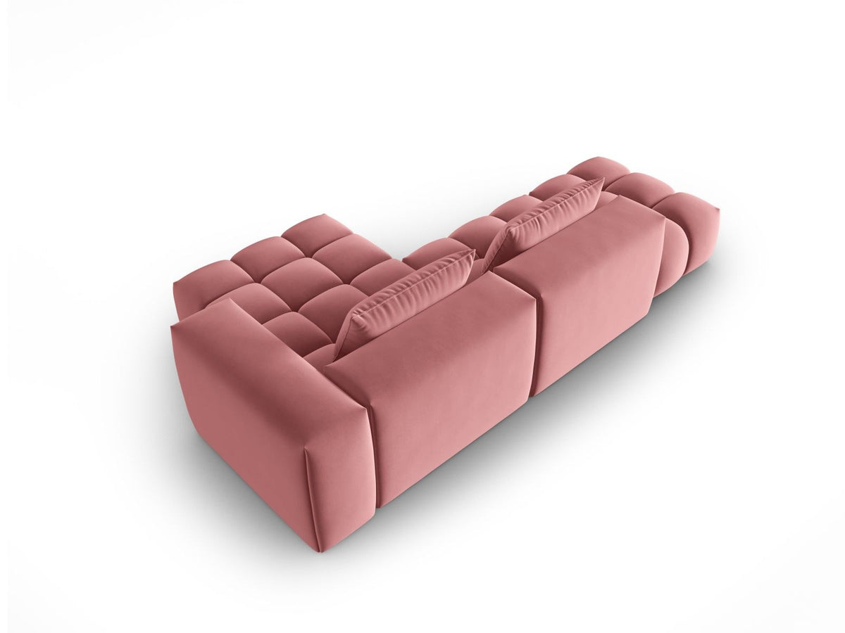 Modulares Ecksofa rechts aus Samt in Sand-Casino mit Récamiere, schwarzen Kunststoffbeinen und gepolsterter Rückenlehne.