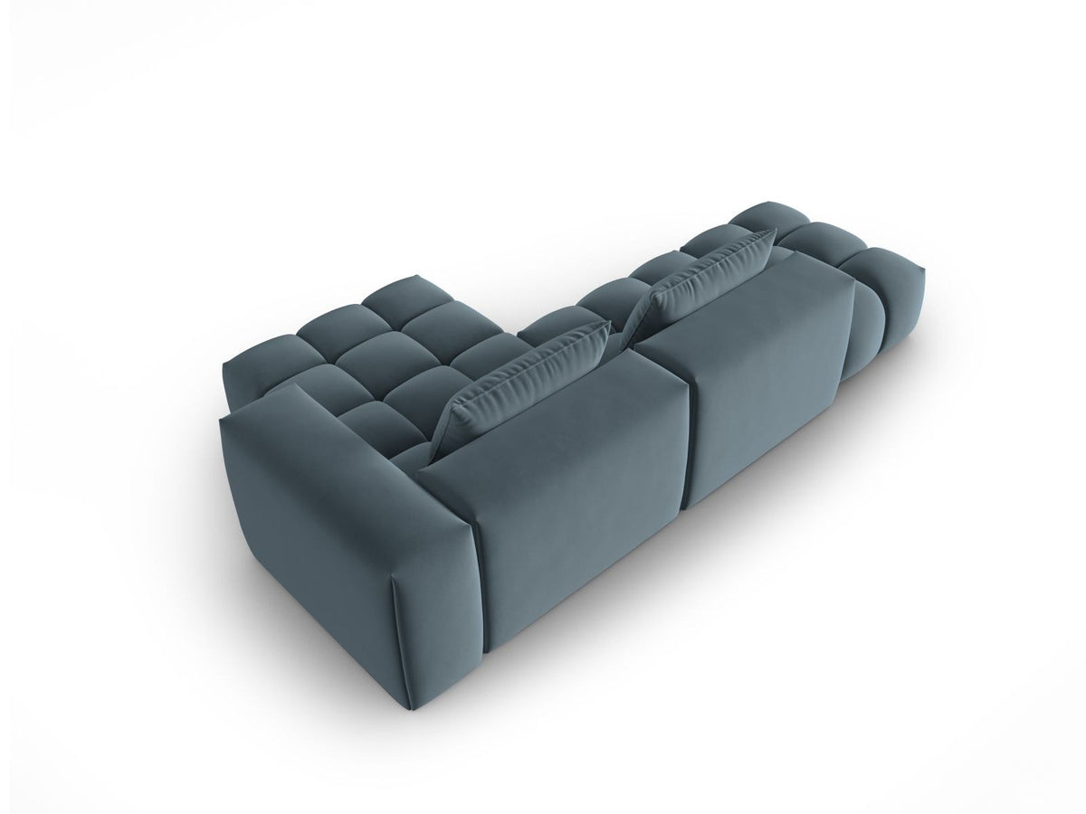 Modulares Ecksofa rechts aus Samt in Sand-Casino mit Récamiere, schwarzen Kunststoffbeinen und gepolsterter Rückenlehne.