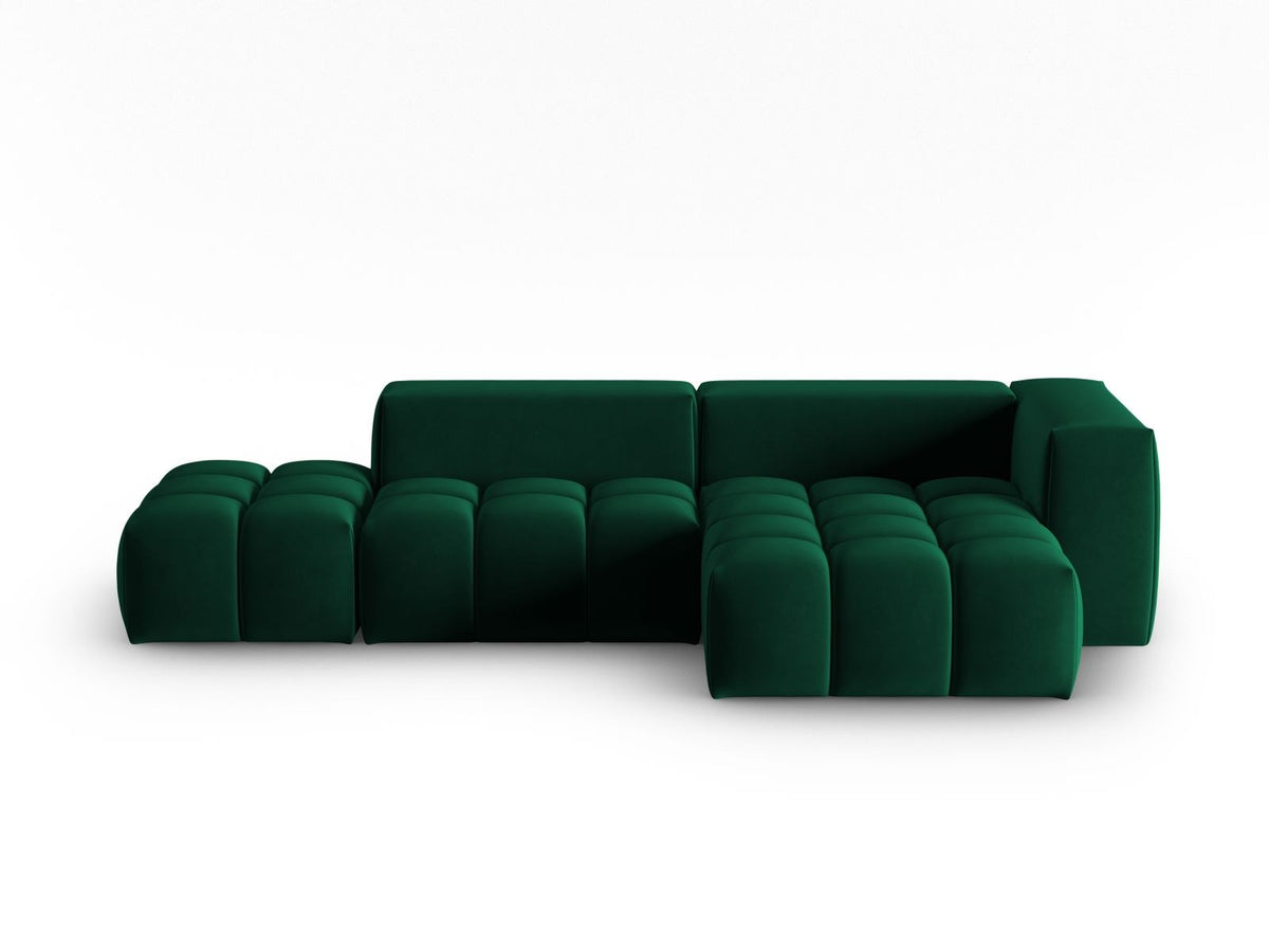 Modulares Ecksofa rechts aus Samt in Sand-Casino mit Récamiere, schwarzen Kunststoffbeinen und gepolsterter Rückenlehne.
