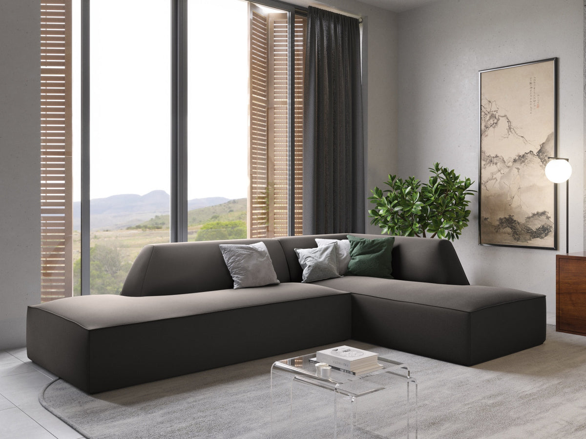 Modulares Ecksofa rechts Siena in Beige-Salvador Samtstoff mit schwarzen Kunststoffbeinen, Récamiere und Massivholzrahmen, 4-Sitzer, 180 cm.
