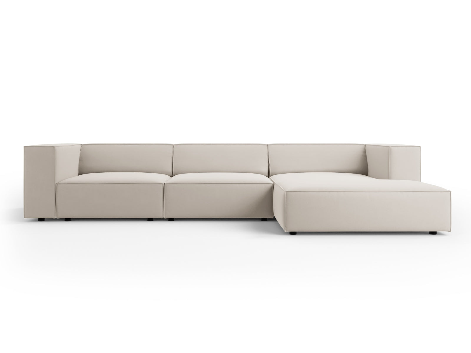 Arendal Velour Ecksofa rechts 4 Sitzer in Ecru präsentiert im Onlineshop von KAQTU Design AG. Ecksofa rechts ist von Cosmopolitan Design