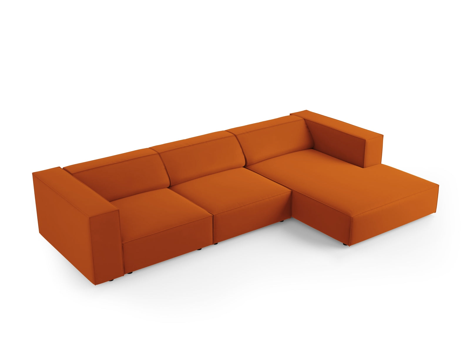 Arendal Velour Ecksofa rechts 4 Sitzer in Terracotta präsentiert im Onlineshop von KAQTU Design AG. Ecksofa rechts ist von Cosmopolitan Design
