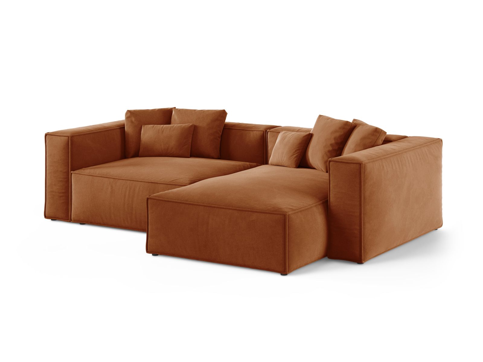 Elegantes 3-Sitzer Ecksofa Aveiro in warmem Terracotta, ideal für stilvolle Wohnräume, präsentiert von Cosmopolitan Design.