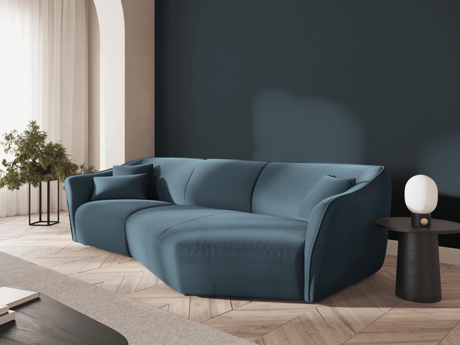 Tokyo Velour Modular Ecksofa rechts 5 Sitzer in Pastel Blue präsentiert im Onlineshop von KAQTU Design AG. Ecksofa rechts ist von Cosmopolitan Design