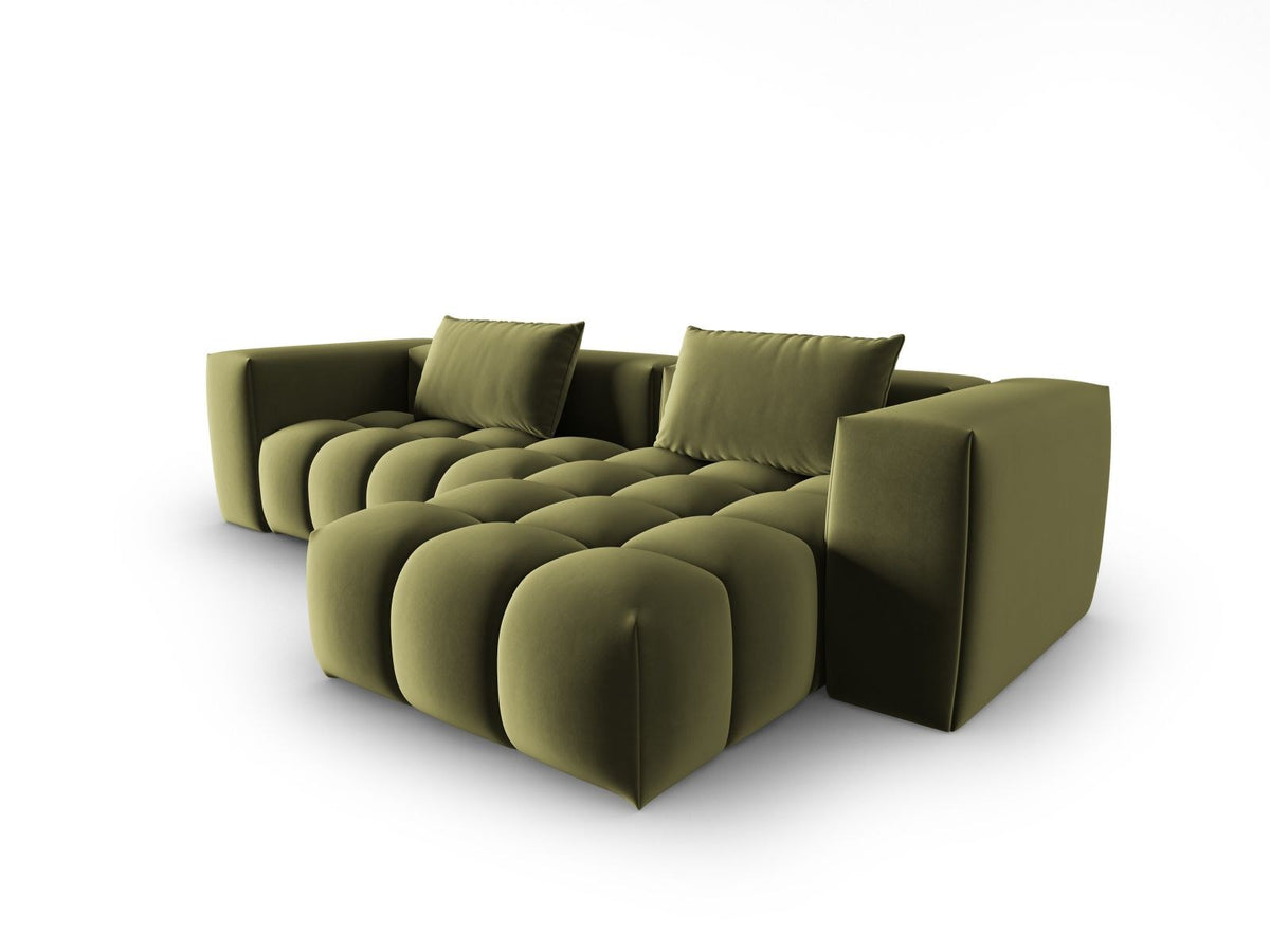 Modulares Ecksofa rechts in Sand-Casino Samt mit Massivholzrahmen, schwarzen Kunststoffbeinen und drei Sitzplätzen, seitliche Ansicht.