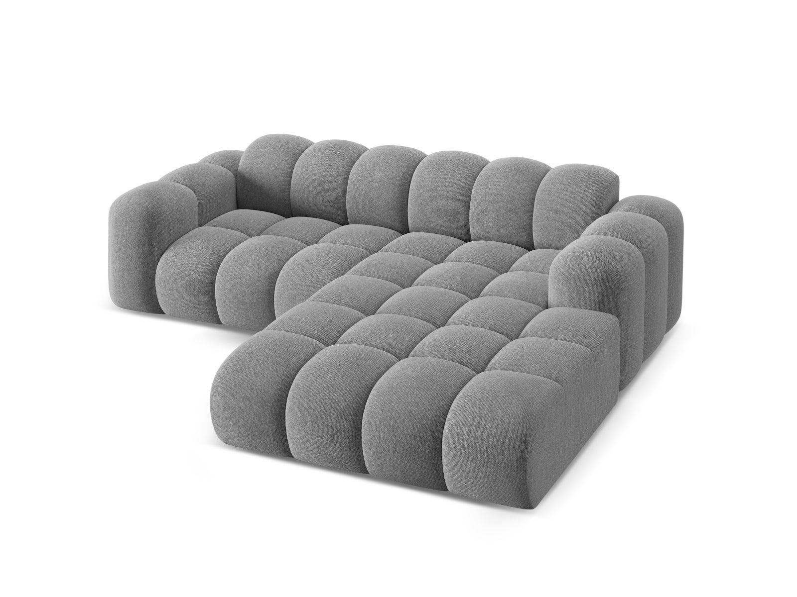 Elegantes 3-Sitzer Ecksofa Treno in stilvollem Grau, ideal für entspannte Abende und modernes Wohndesign von Cosmopolitan Design.
