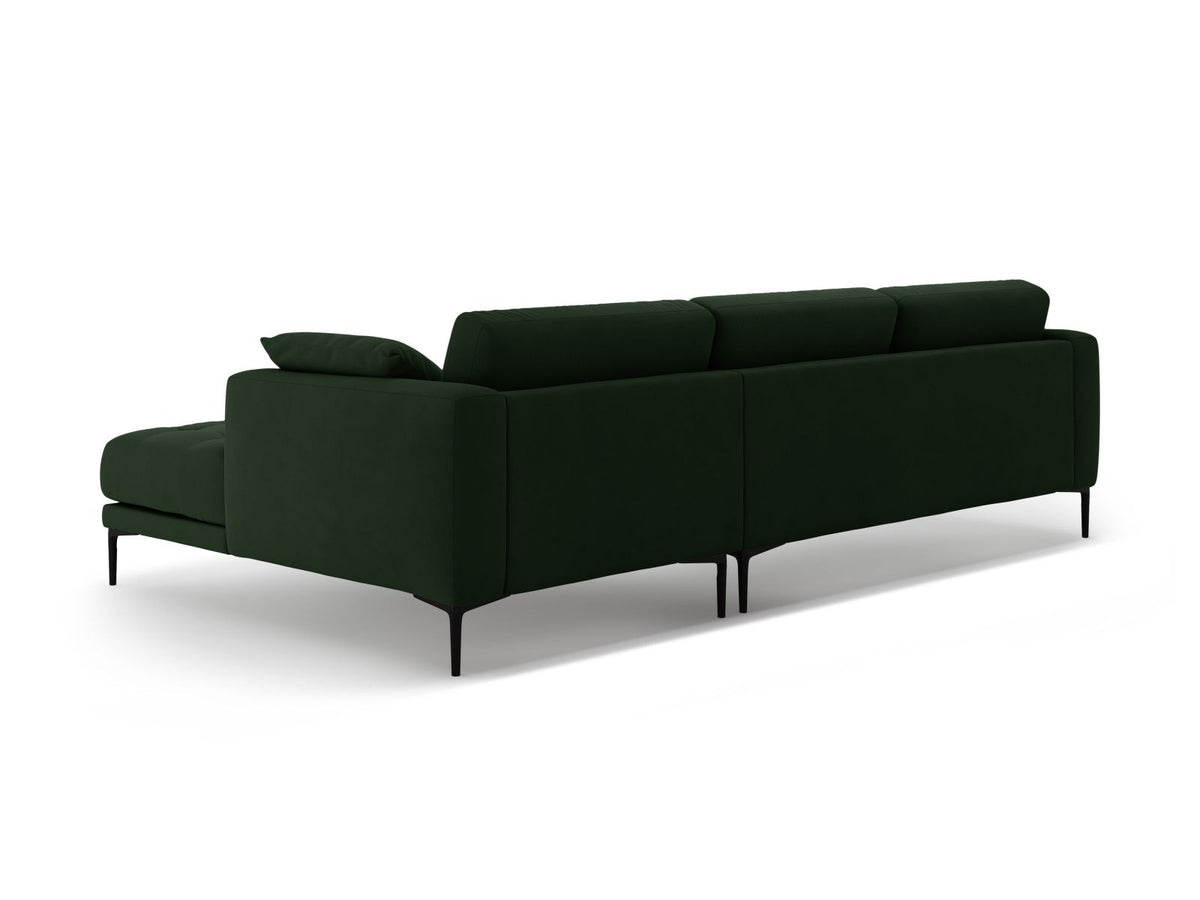 Lazio Samtsofa Rechts 3-Sitzer in Beige-Salvador mit schwarzen Metallbeinen, Samtstoff und Récamiere, Frontalansicht des Möbelstücks.