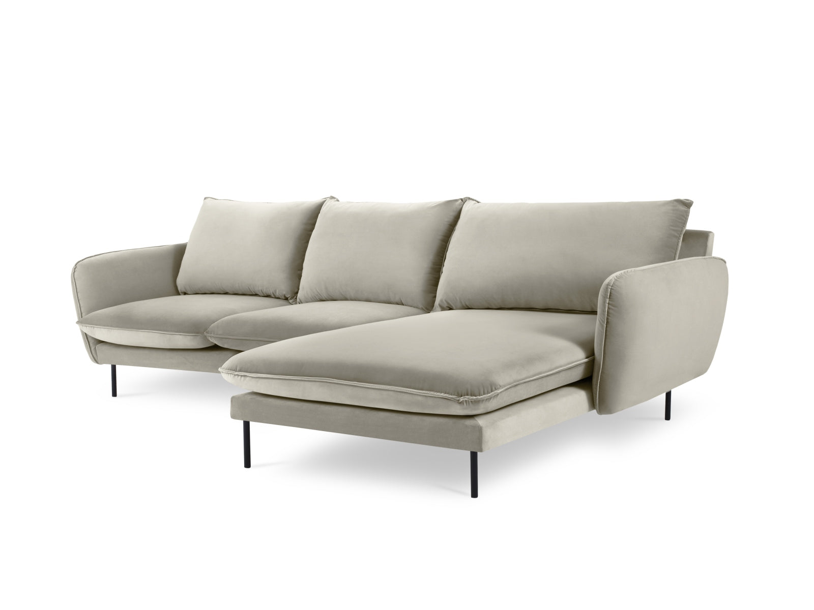 Stilvolles Vienna Velour Ecksofa rechts 5 Sitzer 170cm von Cosmopolitan Design. Luxuriöses Velour, großzügige Sitzfläche und vielseitige Farboptionen für Ihr Wohnzimmer.
