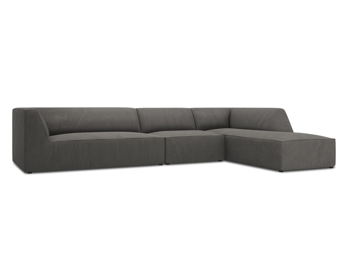 Modulares Ecksofa Siena in Light Beige-Scala mit Cordstoff-Bezug, schwarzen Kunststoffbeinen und Récamiere, 5-Sitzer Ausführung von Cosmopolitan Design.