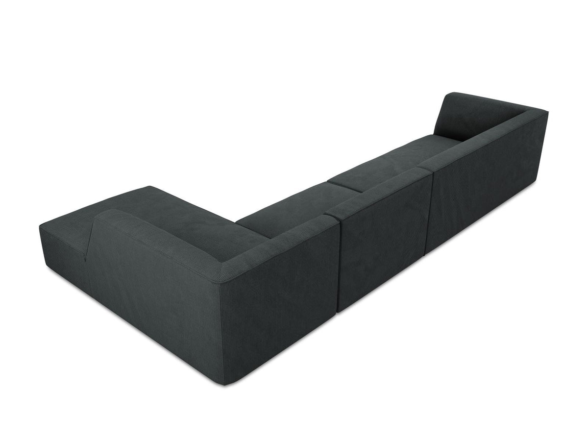 Modulares Ecksofa Siena in Light Beige-Scala mit Cordstoff-Bezug, schwarzen Kunststoffbeinen und Récamiere, 5-Sitzer Ausführung von Cosmopolitan Design.