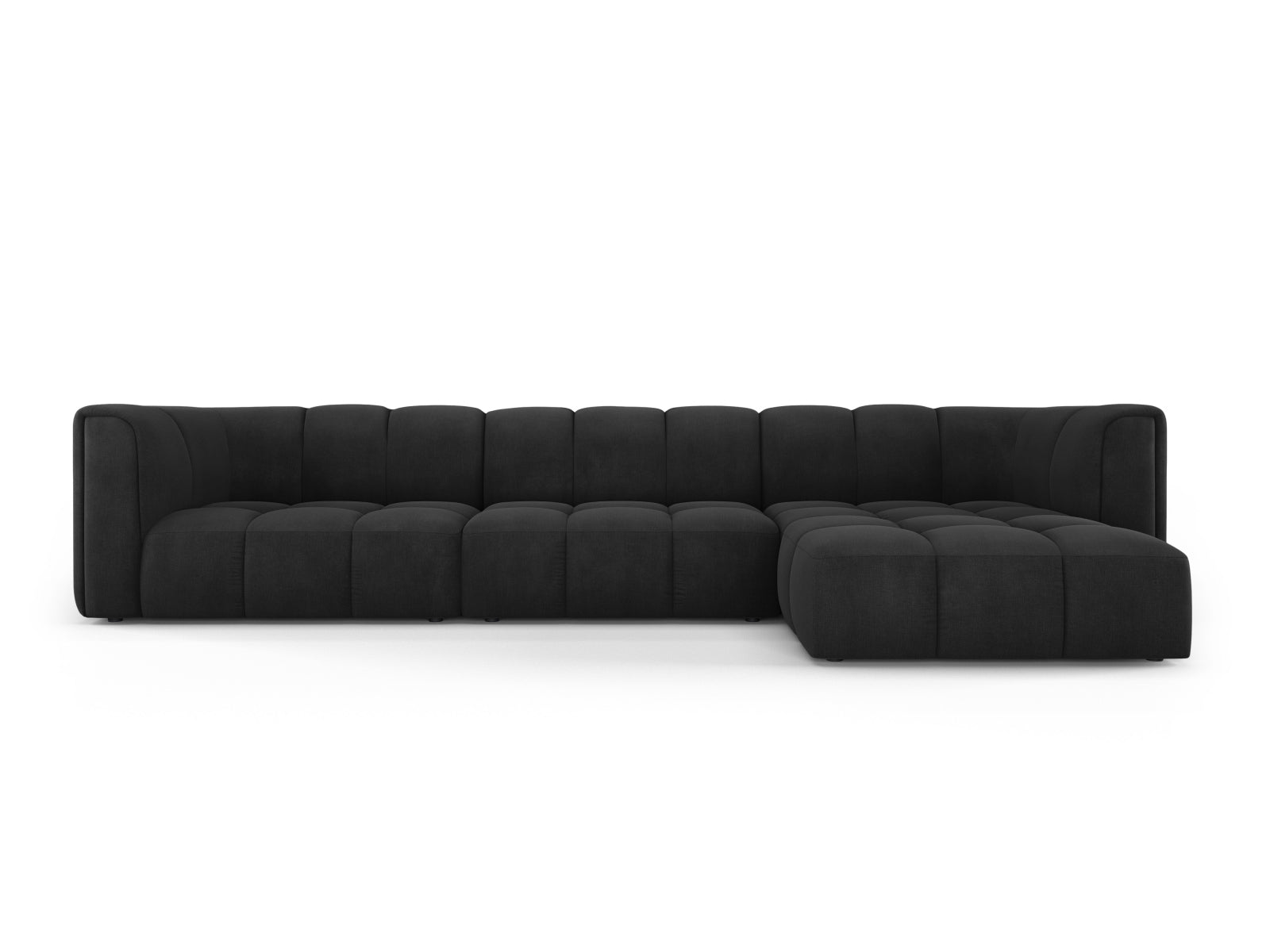 Stylisches 5-Sitzer Ecksofa Moritz in klassischem Schwarz, perfekt für stilvolle Wohnzimmer und entspannte Abende, erhältlich bei Cosmopolitan Design.