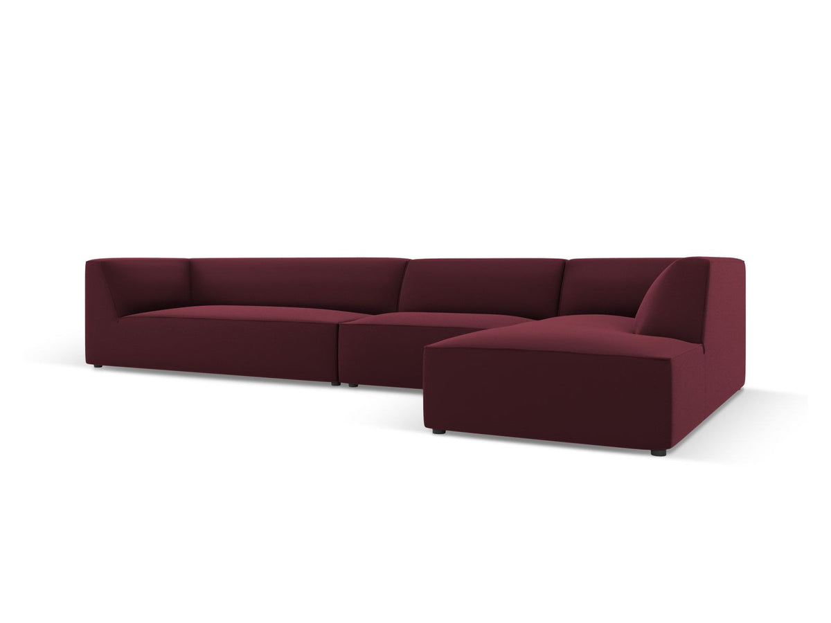 Modulares Ecksofa Siena mit Kunstlederbezug in Light Beige, rechte Ausrichtung, 5-Sitzer Form mit Récamiere und Kunststoffbeinen.