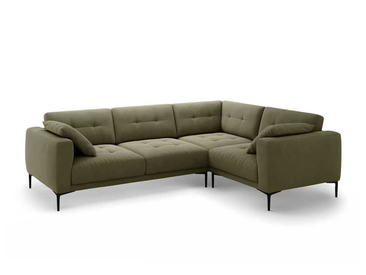 Beiges Samtsofa Lazio mit Récamiere rechts, schwarzen Metallbeinen und Massivholzrahmen, 4-Sitzer, 194 cm tief, von Cosmopolitan Design.