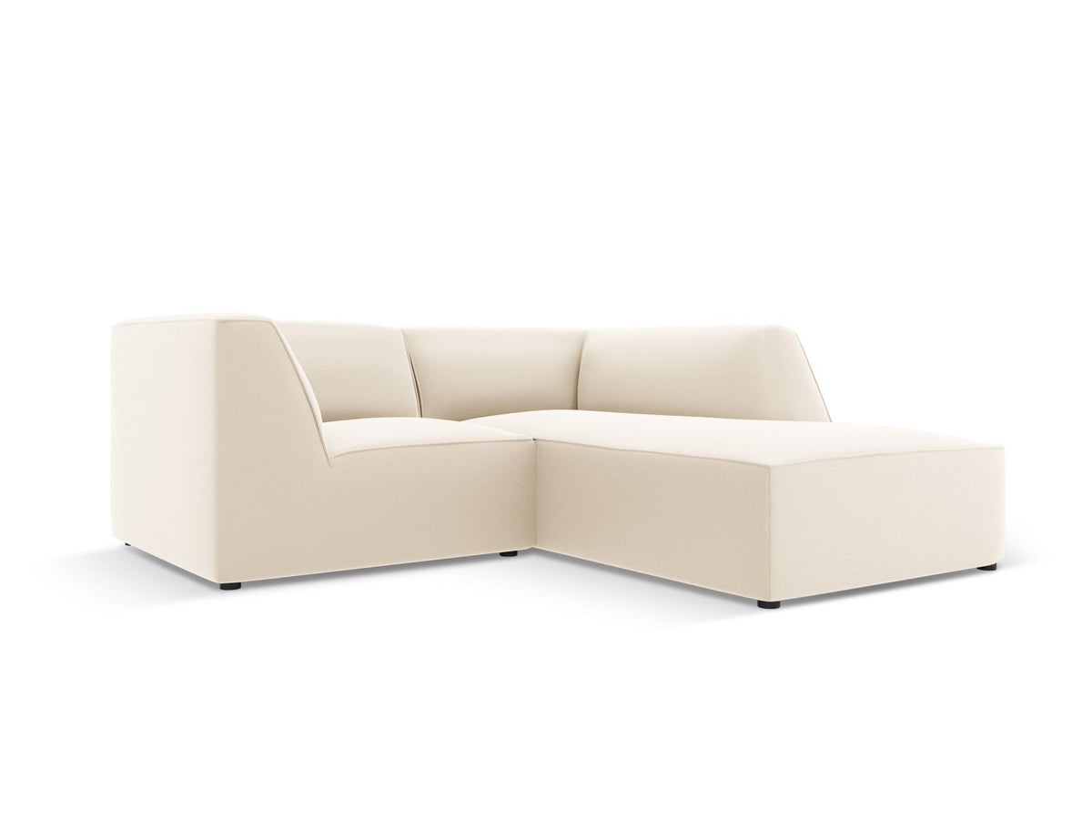Modulares Ecksofa rechts mit Kunstlederbezug in Light Brown, Sitzfläche und Récamiere sichtbar, schwarze Kunststoffbeine, urbanes Design.