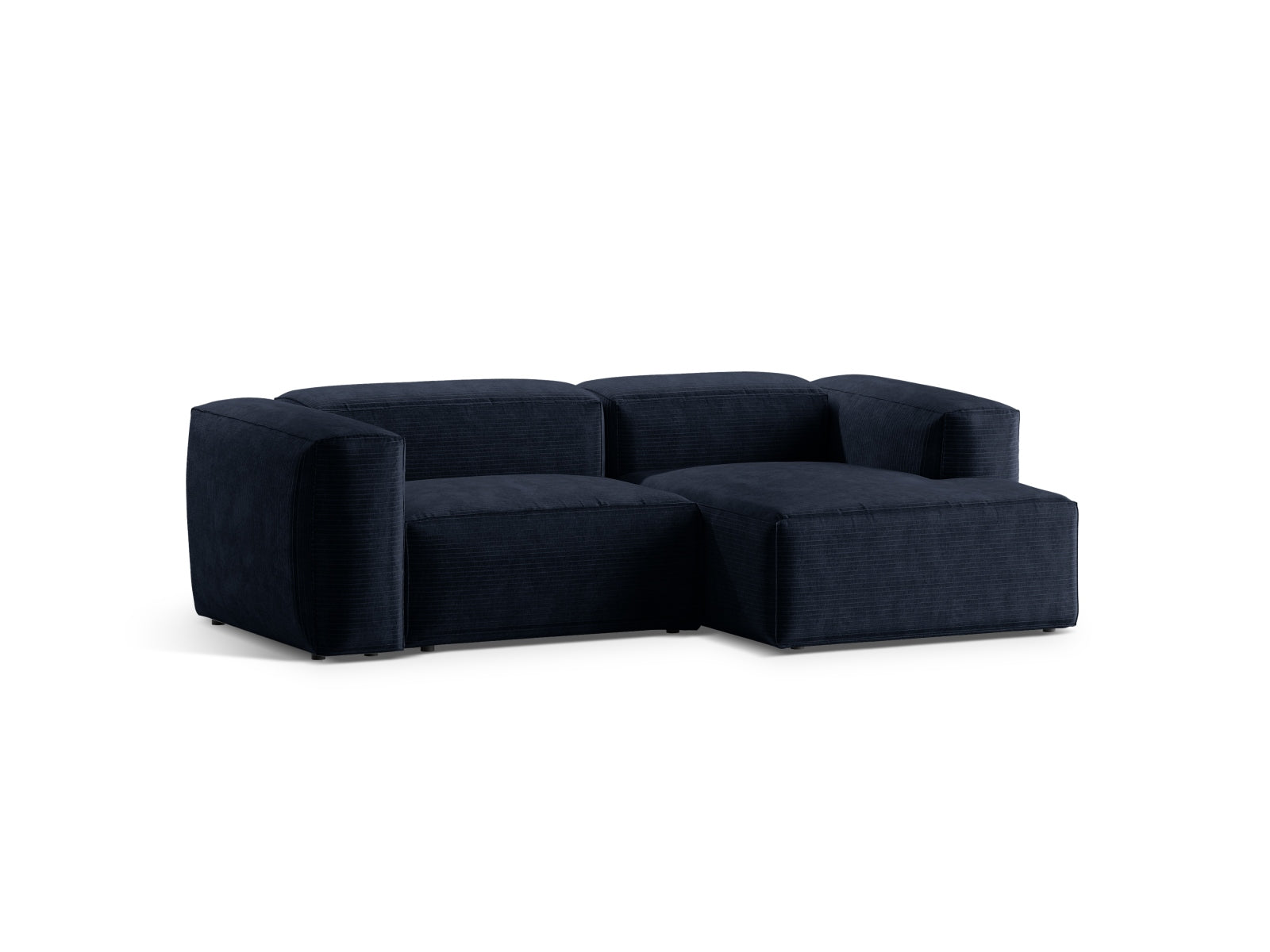 Entdecken Sie das Bergamo Modular Ecksofa rechts von Cosmopolitan Design – ein stilvolles 2-Sitzer Sofa, das Komfort und modernes Design perfekt kombiniert.