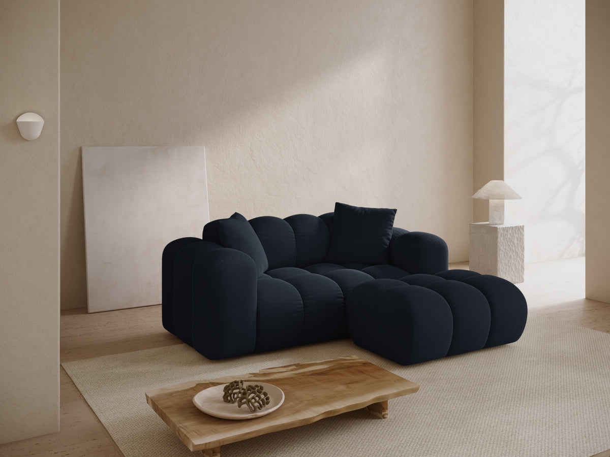 2-Sitzer Ecksofa rechts Treno in Dark Blue-Bluvel präsentiert im Onlineshop von KAQTU Design AG. Ecksofa rechts ist von Cosmopolitan Design