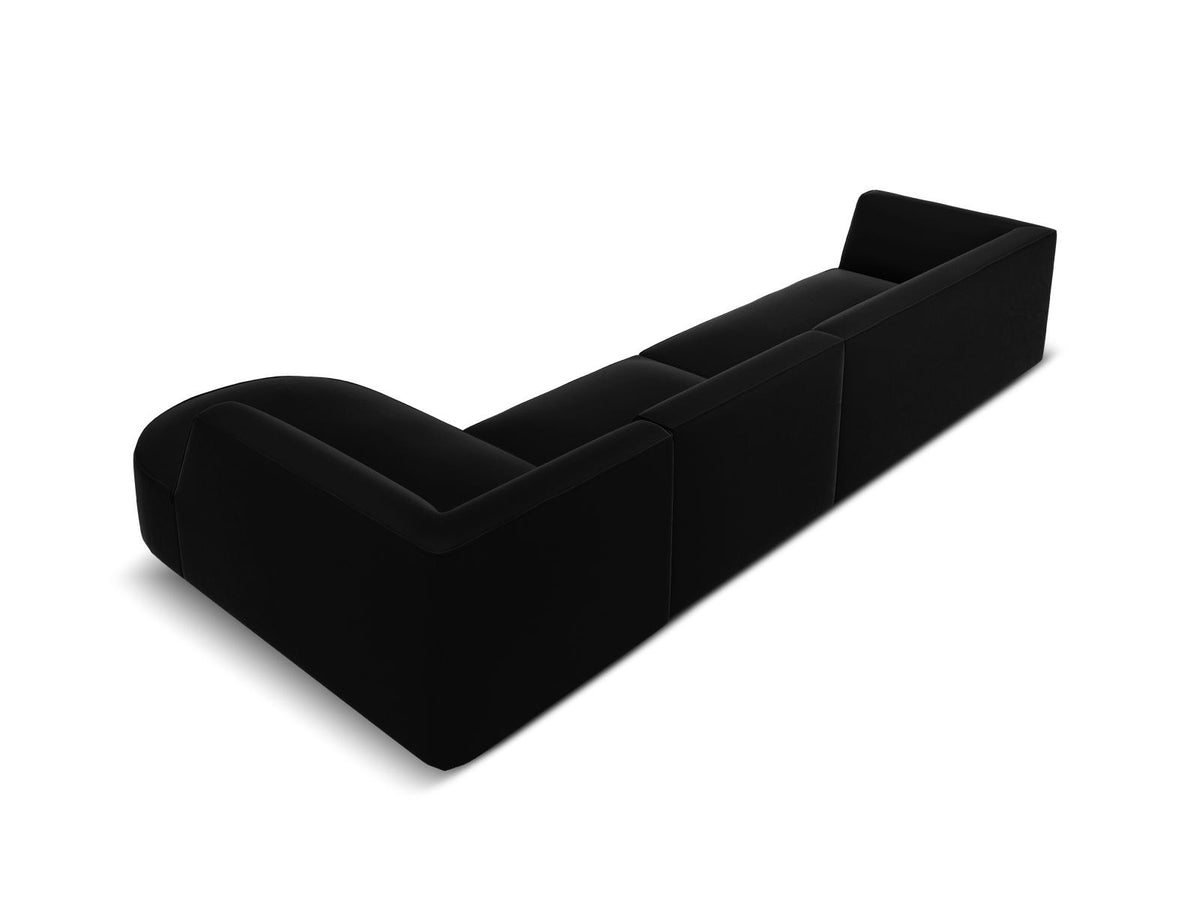 Modulares Ecksofa rechts mit Samtbezug in Beige-Salvador, Récamiere, Massivholzrahmen und schwarzen Kunststoffbeinen, 5-Sitzer Ausführung.