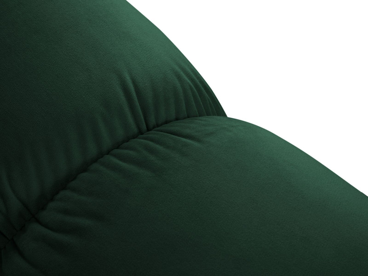 Modulares Ecksofa mit rosa Samtstoff, schwarzen Kunststoffbeinen und gepolsterter Récamiere, Ansicht von vorne links.