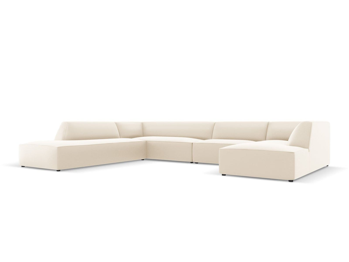 Panorama-Ecksofa links Siena in Light Beige-Pacifico Kunstleder mit Récamiere, Massivholzrahmen und schwarzen Kunststoffbeinen, 7-Sitzer Ausführung.