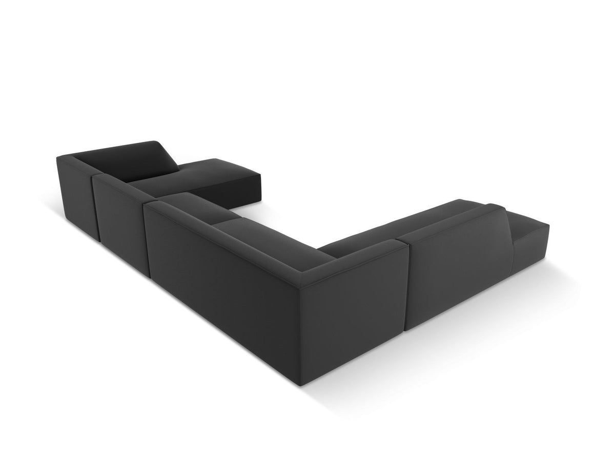 Panorama-Ecksofa links Siena in Light Beige-Pacifico Kunstleder mit Récamiere, Massivholzrahmen und schwarzen Kunststoffbeinen, 7-Sitzer Ausführung.
