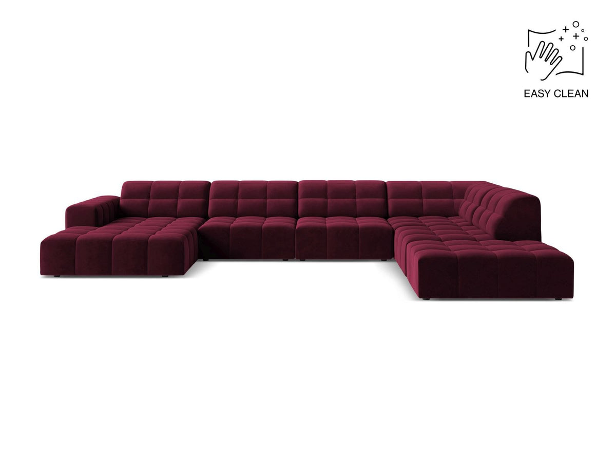 Ecksofa rechts von Cosmopolitan Design in Samtvelours Light Beige, Panoramaform mit Récamiere und schwarzen Kunststoffbeinen.