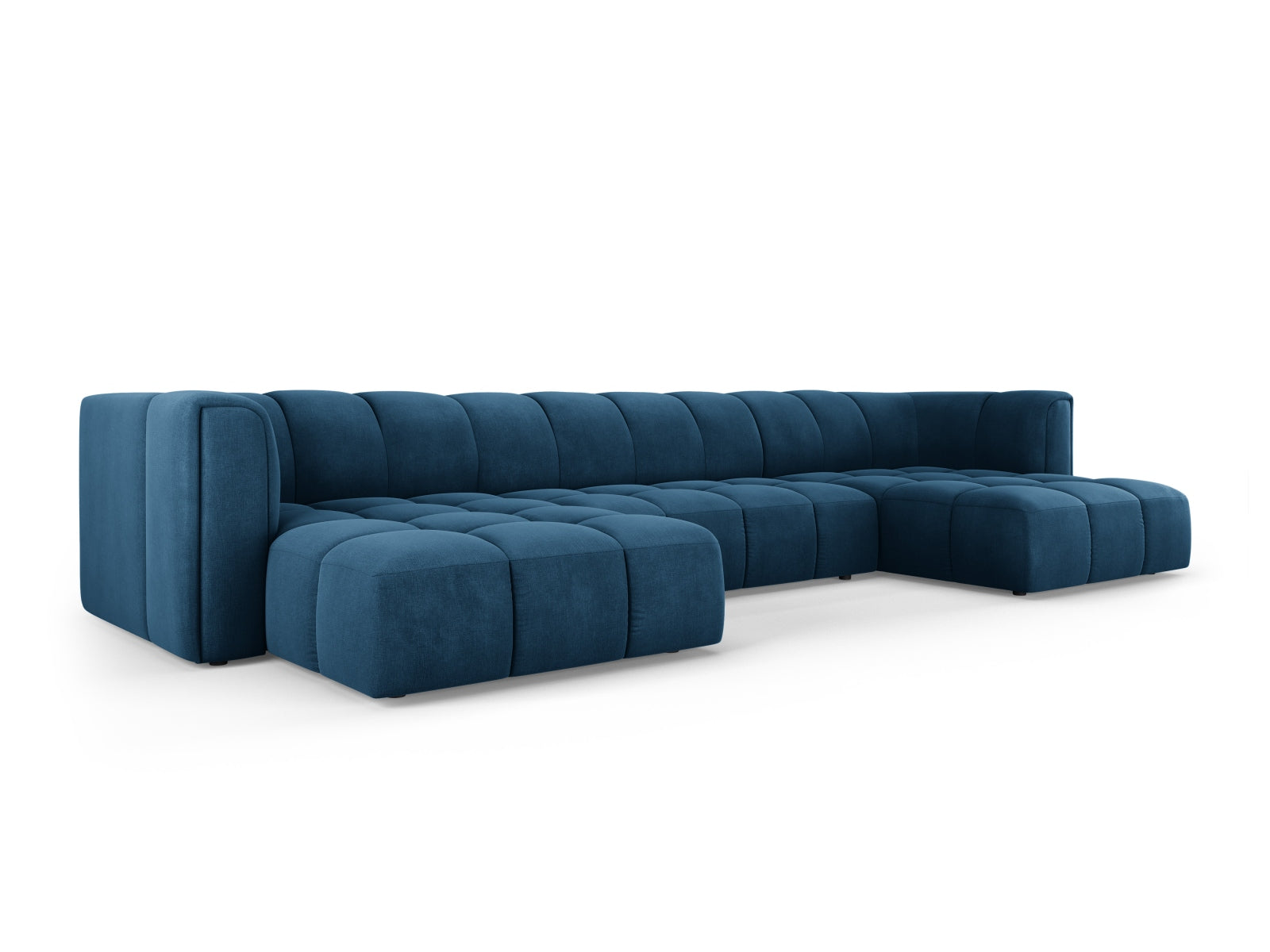 Elegantes 5-Sitzer Ecksofa Moritz in Royal Blue-Rebel, ideal für stilvolle Wohnräume, präsentiert von Cosmopolitan Design.