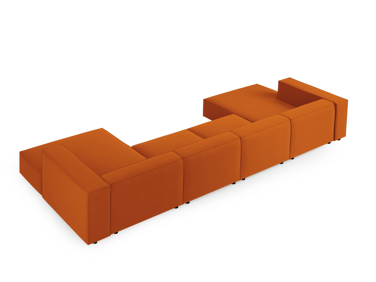 Arendal Velour Panoramic Sofa 6 Sitzer in Terracotta präsentiert im Onlineshop von KAQTU Design AG. 3er Sofa ist von Cosmopolitan Design
