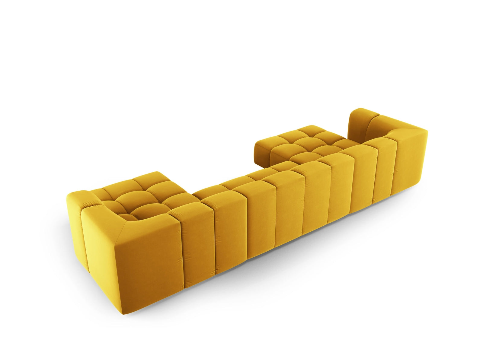 Geräumiges Panoramic Sofa Moritz in ansprechendem Gelb-Bluvel, perfekt für gesellige Runden und stilvolle Einrichtung.