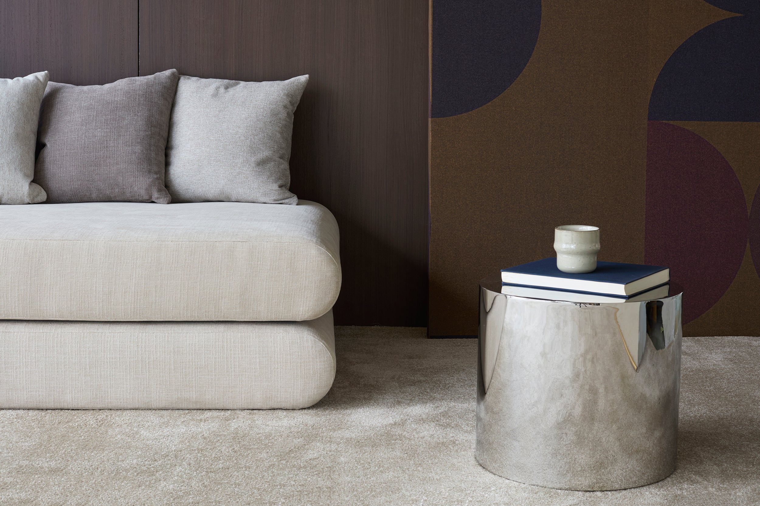 Circlus Tagesbett in 410 Esina Almond präsentiert im Onlineshop von KAQTU Design AG. Bettsofa ist von Innovation Living