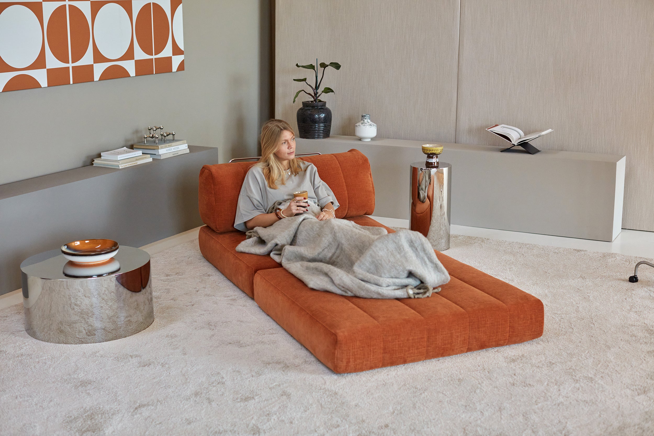 CozyPad Sessel in 412 Esina Rust Orange präsentiert im Onlineshop von KAQTU Design AG. Bettsessel ist von Innovation Living