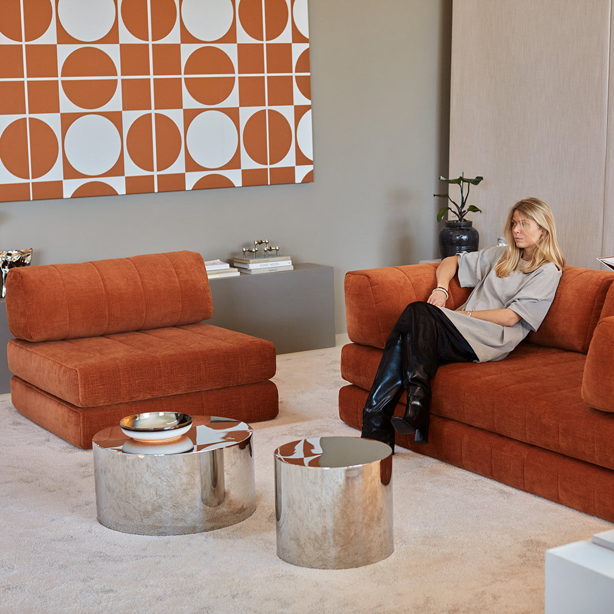 CozyPad Sessel in 412 Esina Rust Orange präsentiert im Onlineshop von KAQTU Design AG. Bettsessel ist von Innovation Living