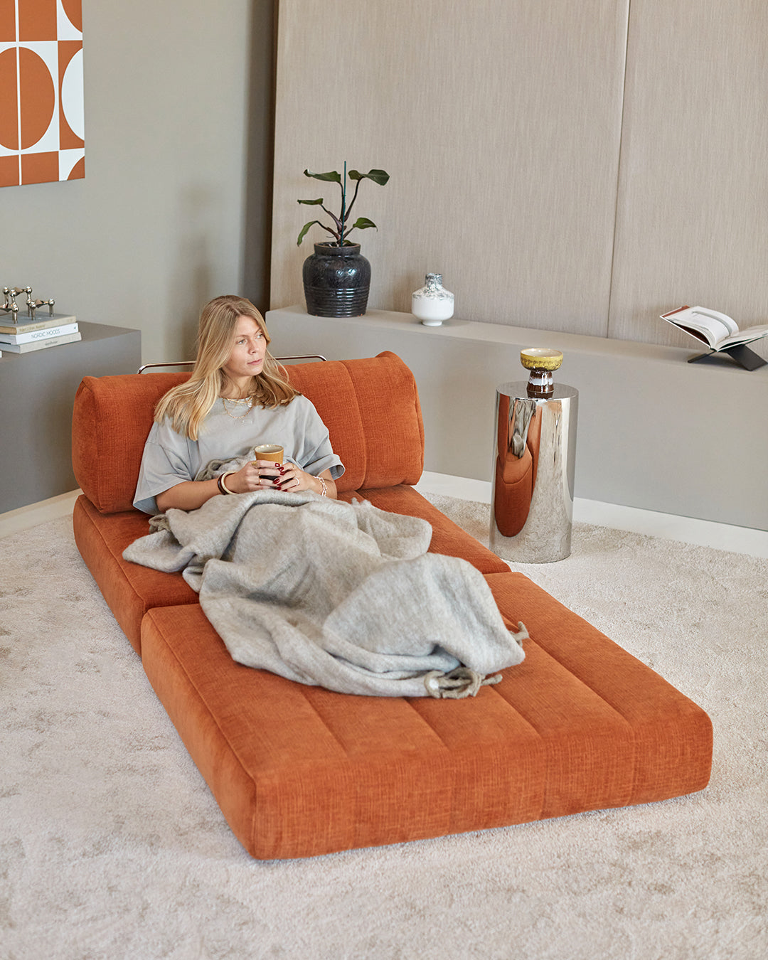 CozyPad Sessel in 412 Esina Rust Orange präsentiert im Onlineshop von KAQTU Design AG. Bettsessel ist von Innovation Living