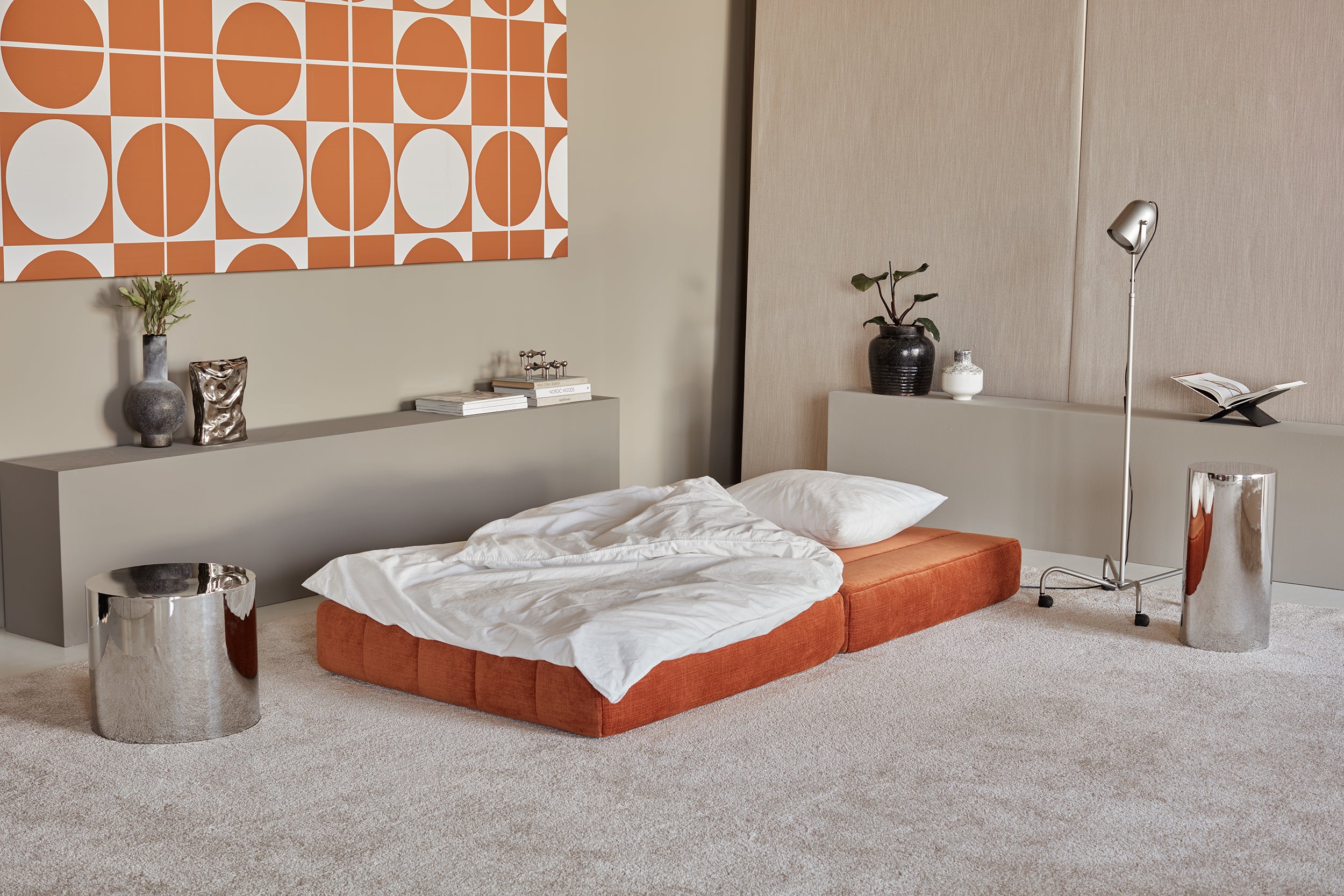 CozyPad Sessel in 412 Esina Rust Orange präsentiert im Onlineshop von KAQTU Design AG. Bettsessel ist von Innovation Living