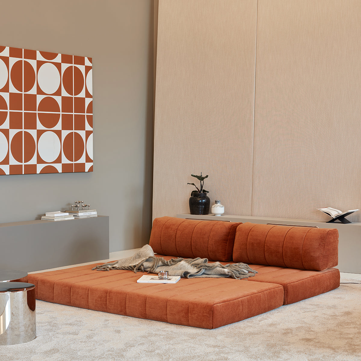 CozyPad Schlafsofa in 412 Esina Rust Orange präsentiert im Onlineshop von KAQTU Design AG. Bettsofa ist von Innovation Living