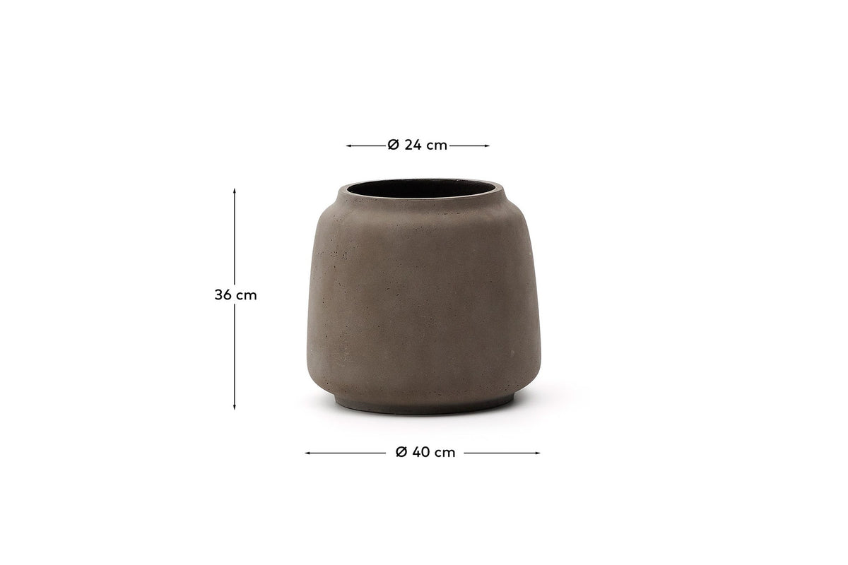 Blumentopf Lira in Terrakottaoptik Ø 40 cm in Terrakotta präsentiert im Onlineshop von KAQTU Design AG. Blumentopf ist von Kave Home