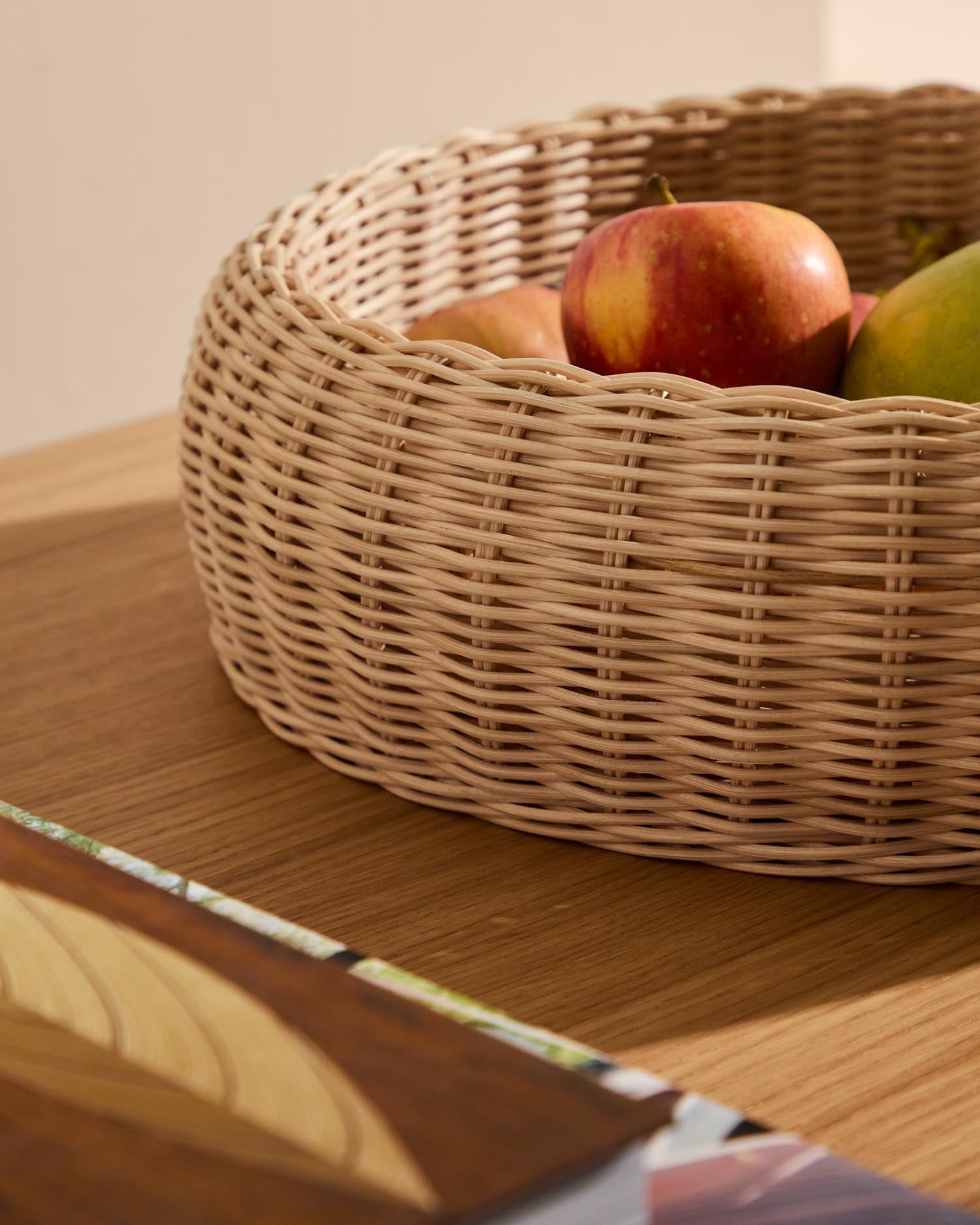 Rattanvase Zilna, 11 cm in Natur präsentiert im Onlineshop von KAQTU Design AG. Aufbewahrungskorb ist von Kave Home