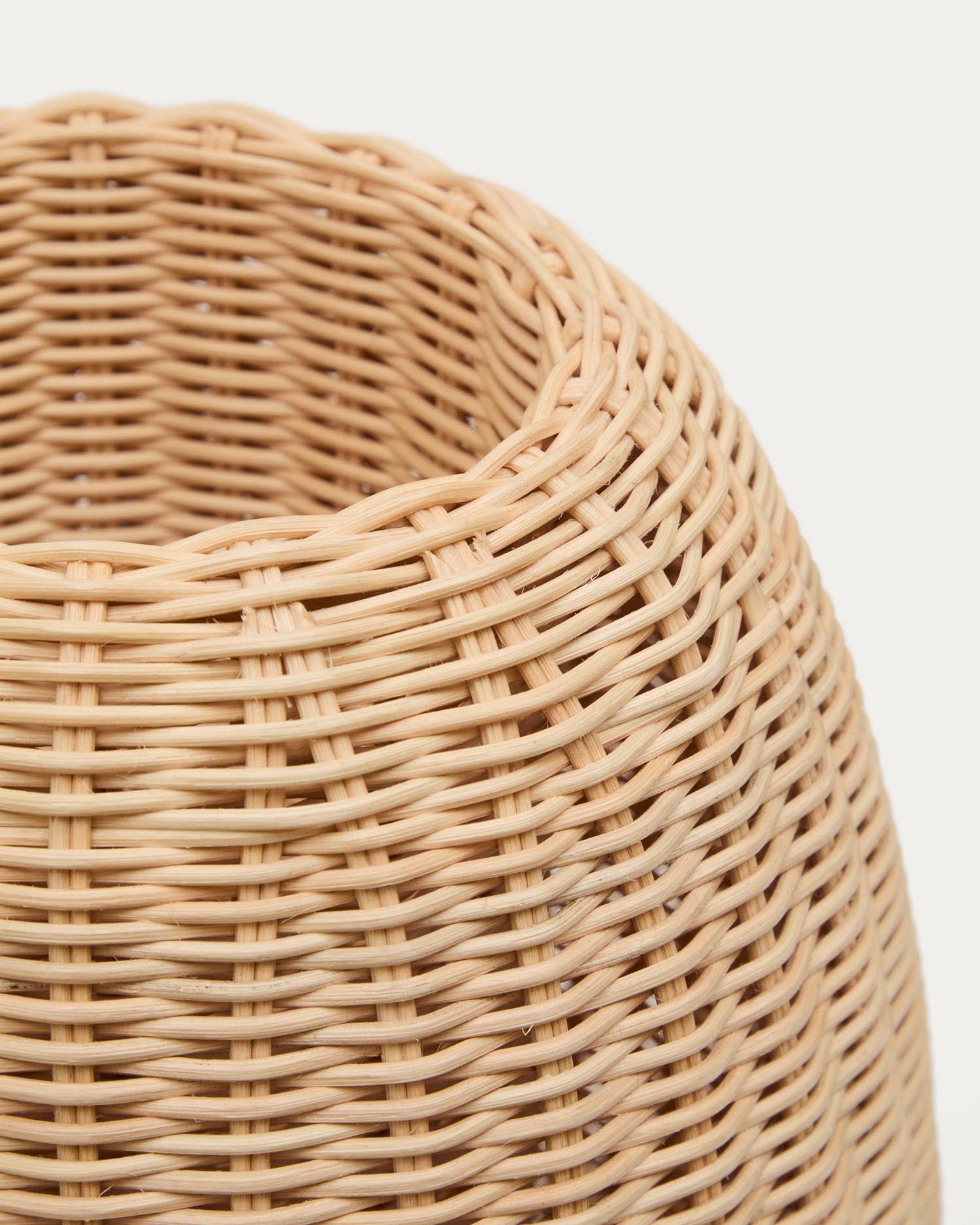 Rattanvase Zilna, 40 cm in Natur präsentiert im Onlineshop von KAQTU Design AG. Aufbewahrungskorb ist von Kave Home