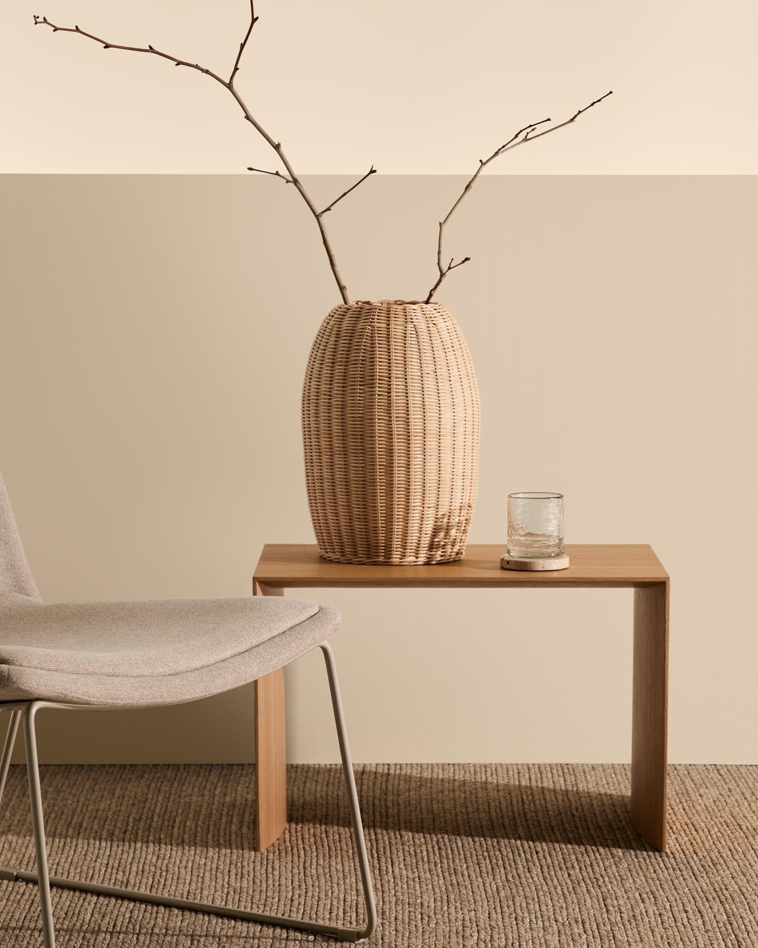 Rattanvase Zilna, 40 cm in Natur präsentiert im Onlineshop von KAQTU Design AG. Aufbewahrungskorb ist von Kave Home