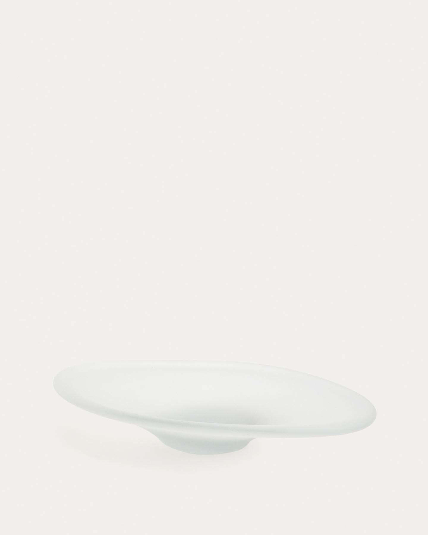 Dekoschale Vionze aus beigefarbenem Glas 34,5 x 22 cm in Transparent präsentiert im Onlineshop von KAQTU Design AG. Vase ist von Kave Home