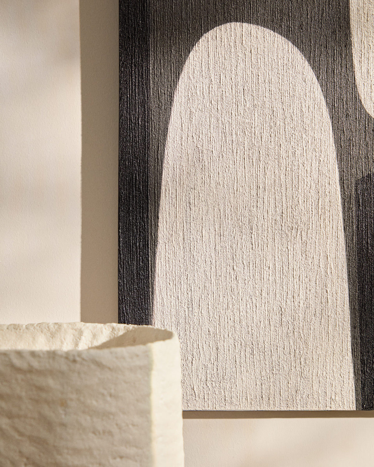 Abstraktes Bild Onure in Schwarz und Weiss, 60 x 90 cm in Weiss, Schwarz, Grau, Beige präsentiert im Onlineshop von KAQTU Design AG. Bild ist von Kave Home
