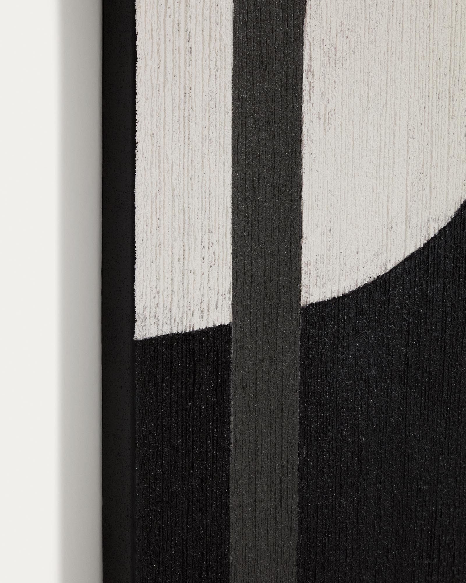 Elegantes abstraktes Kunstwerk in Schwarz und Weiss, 120 x 200 cm, ideal für moderne Wohnräume. Stilvolle Wanddekoration von Kave Home.