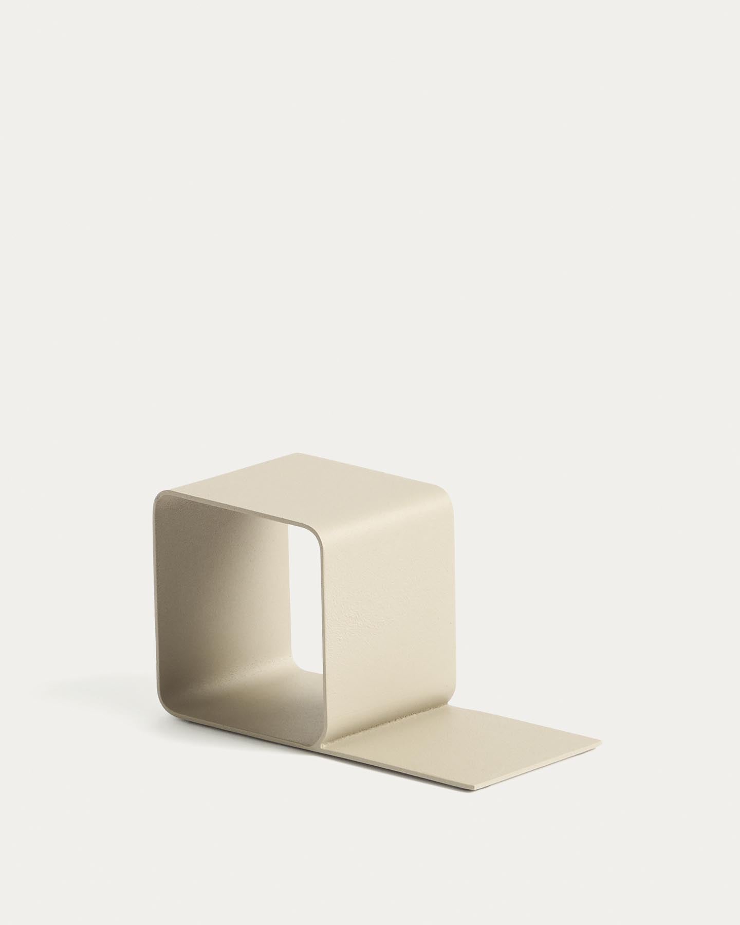 Buchstütze Mistra aus beigem Eisen in Beige präsentiert im Onlineshop von KAQTU Design AG. Büromaterial ist von Kave Home