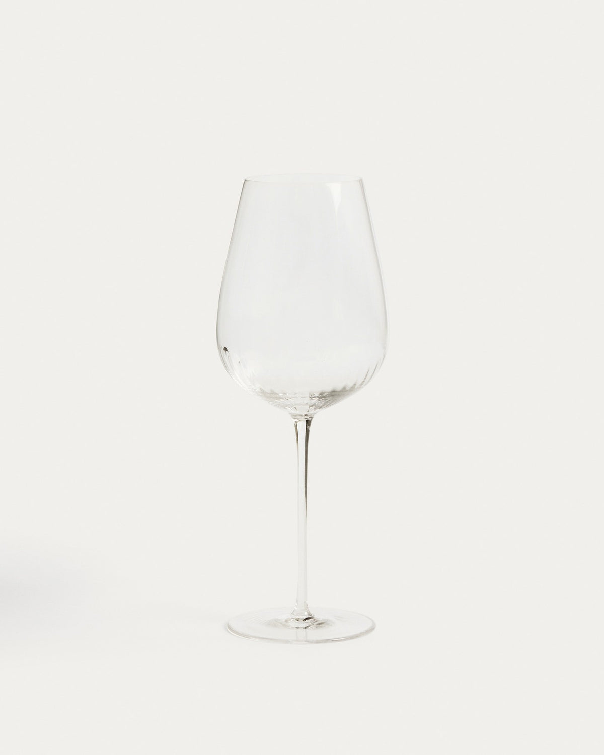 Transparentes Weinglas Davel aus Klarglas mit abgerundetem Boden, schlanker Kontur und klarer Oberfläche, Fassungsvermögen 58 cl.