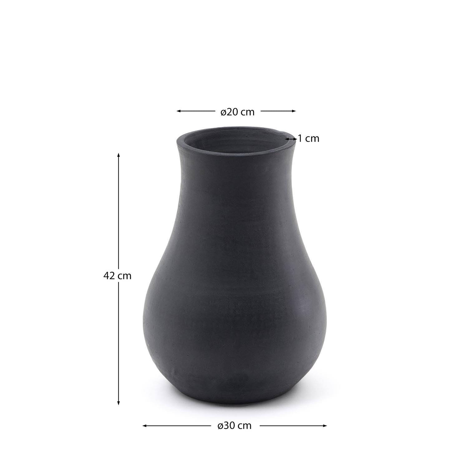 Silaia Vase aus Terrakotta mit schwarzem Finish 30 cm in Schwarz präsentiert im Onlineshop von KAQTU Design AG. Vase ist von Kave Home