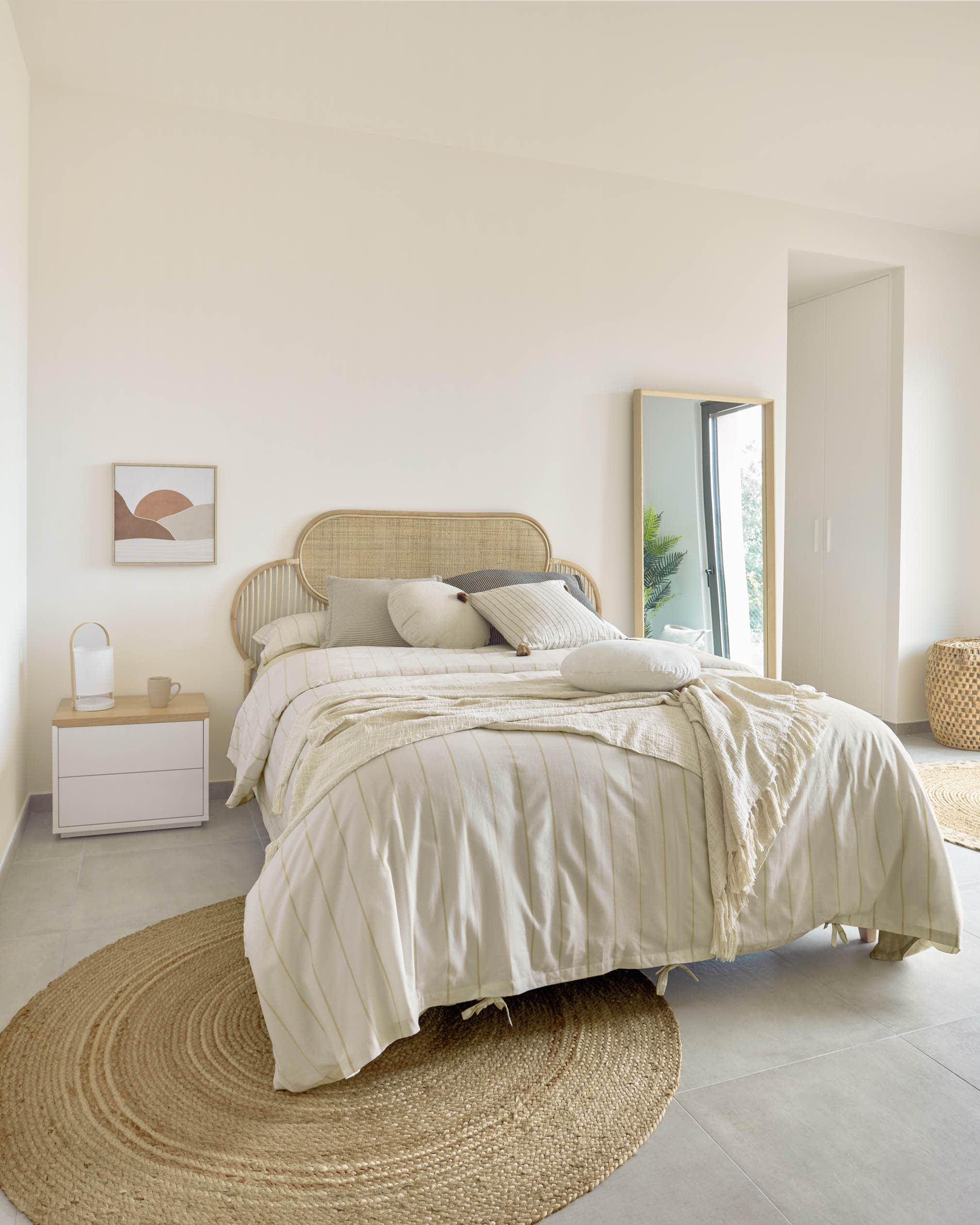 Rattan-Bettkopfteil Lalita von Kave Home, natürliches Design, für 160 cm Betten, stilvoll und nachhaltig gefertigt.