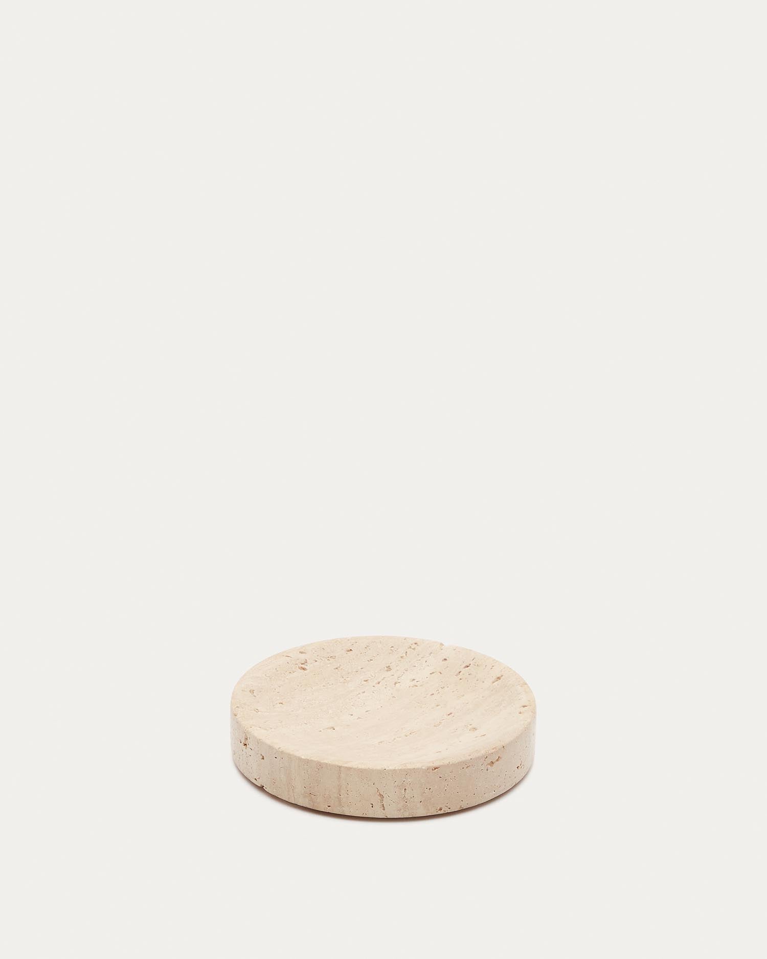 Macre Seifenschale aus Travertin in Beige in Beige präsentiert im Onlineshop von KAQTU Design AG. Badzubehör ist von Kave Home