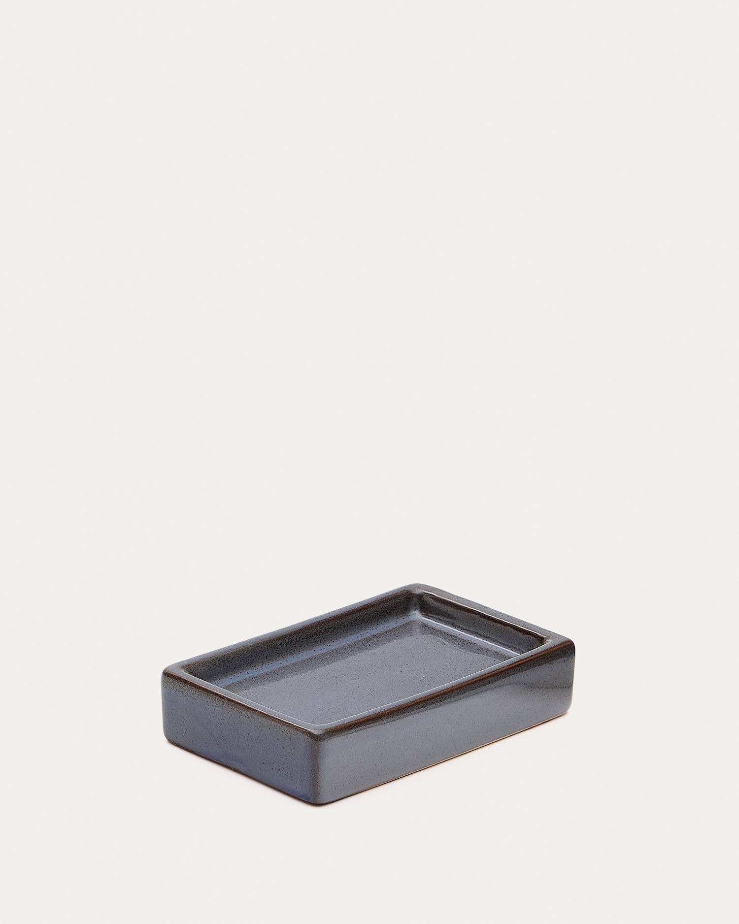 Silvet Seifenschale aus grauem Steingut in Blau präsentiert im Onlineshop von KAQTU Design AG. Seifenspender ist von Kave Home