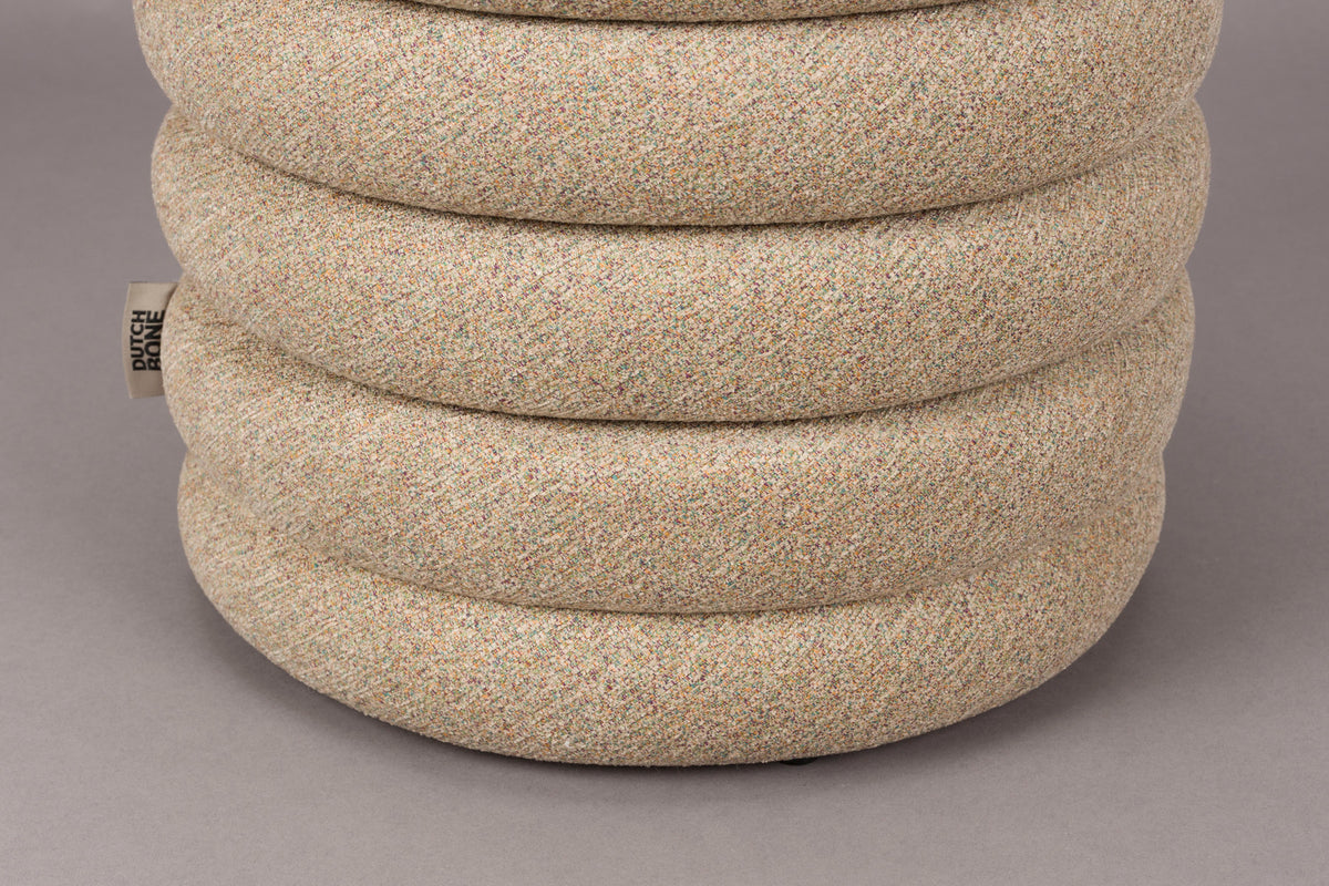 Fern Hocker in Beige präsentiert im Onlineshop von KAQTU Design AG. Pouf ist von Dutchbone
