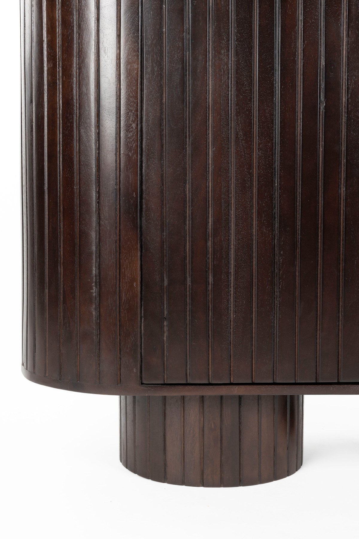 Kenji Cabinet in Braun präsentiert im Onlineshop von KAQTU Design AG. Cabinet ist von Dutchbone