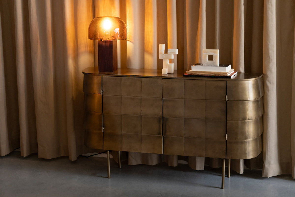 Hanna Sideboard in Gold präsentiert im Onlineshop von KAQTU Design AG. Sideboard ist von Dutchbone
